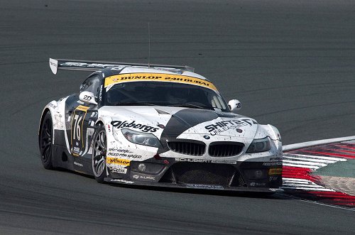 Alle hens aan dek: Autocoureurs verkennen circuit met 'Rent a Car rides